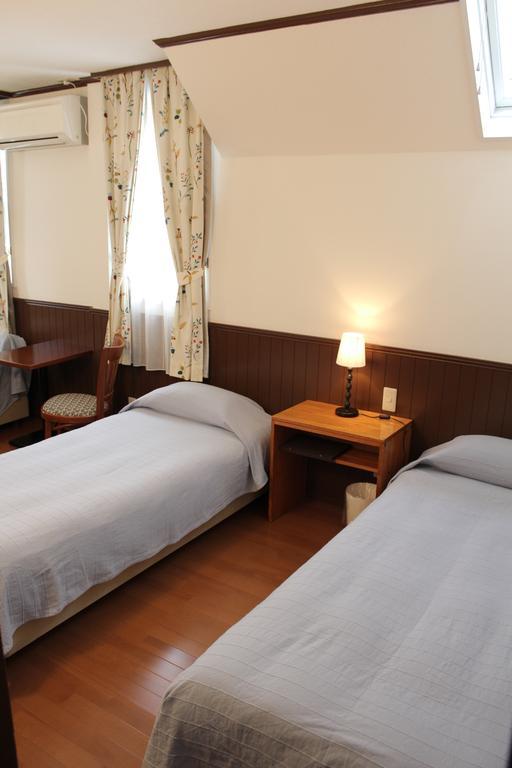 Hotel Weekend Shuffle Fujikawaguchiko Habitación foto