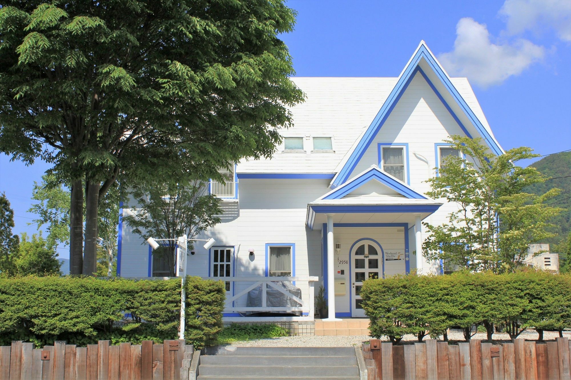 Hotel Weekend Shuffle Fujikawaguchiko Exterior foto
