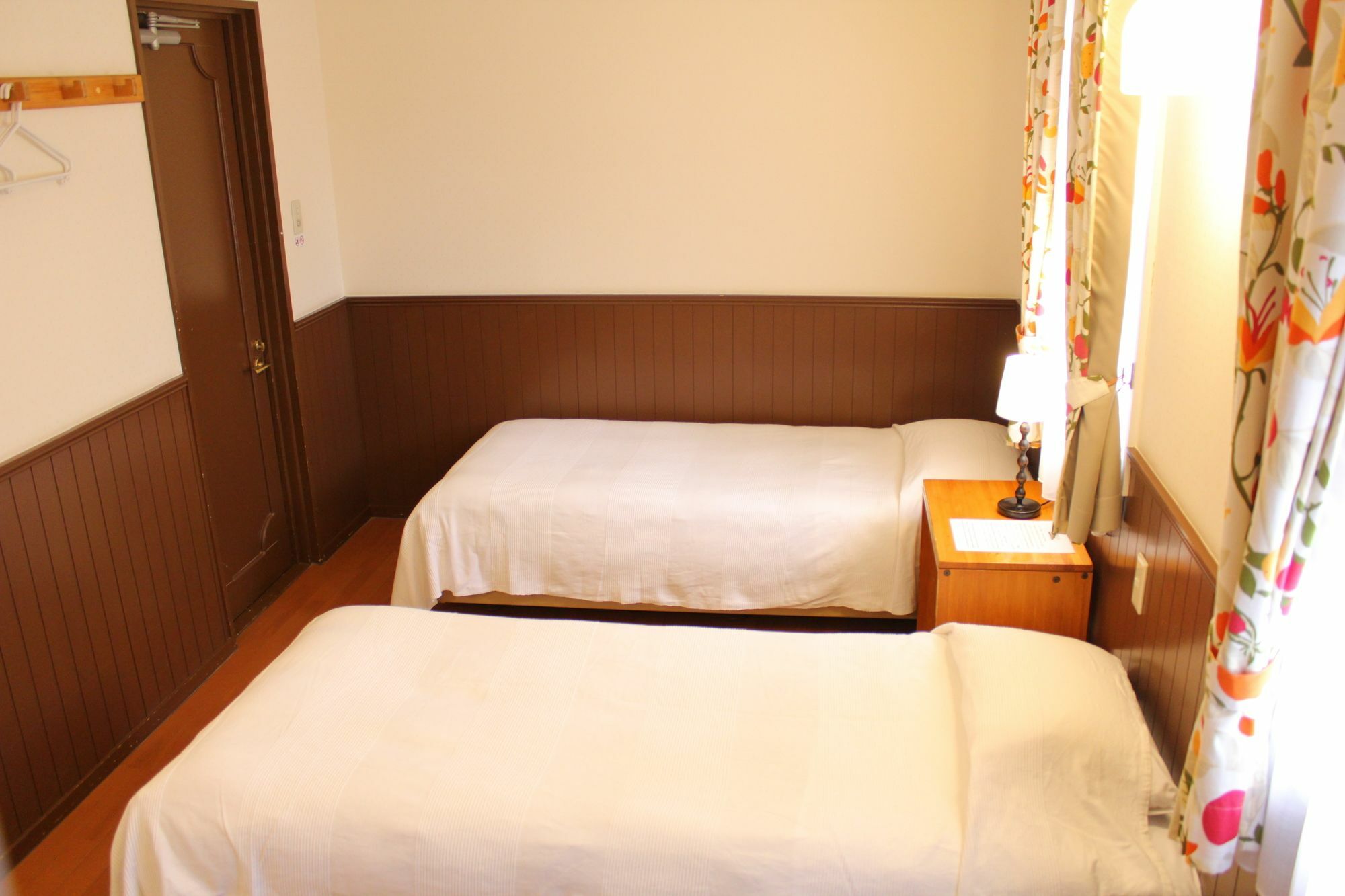 Hotel Weekend Shuffle Fujikawaguchiko Exterior foto