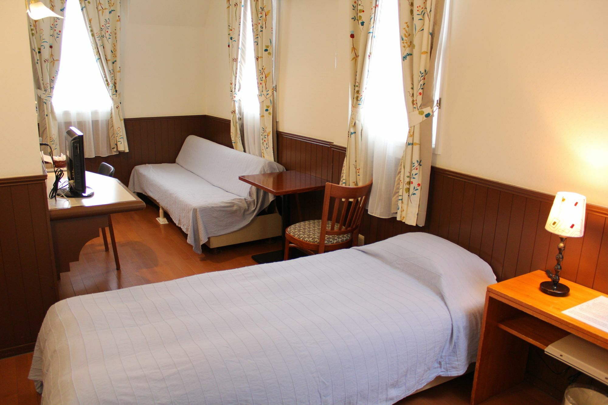 Hotel Weekend Shuffle Fujikawaguchiko Exterior foto